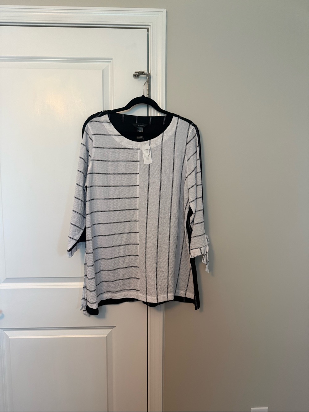 Ali Miles Black and White Striped Tunic Top